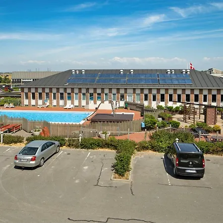 Lägenhet Mijat - 50m From The Sea By Interhome